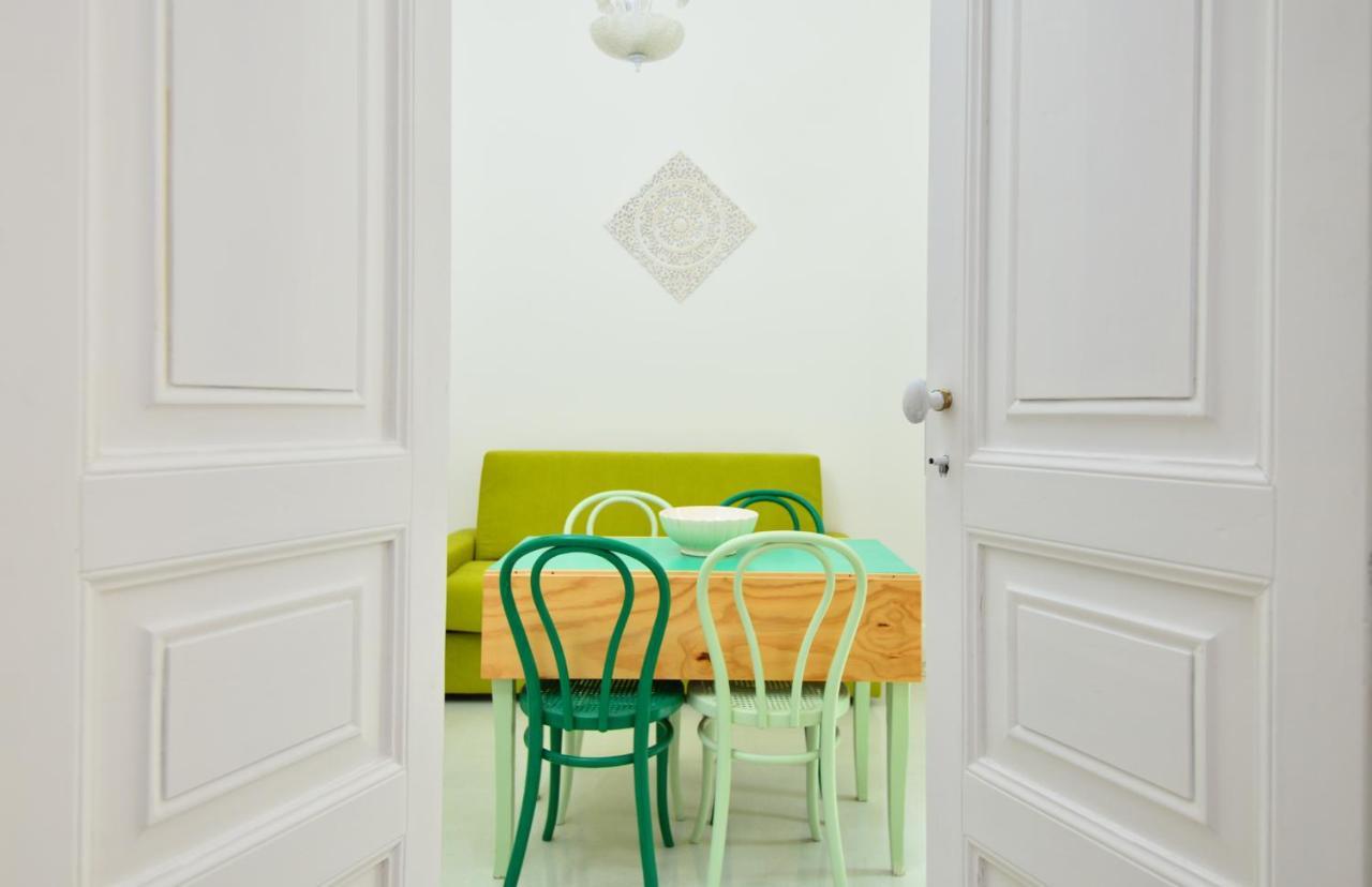 Palazzo Greco - Luxury Apartments With Sea-View 오스투니 외부 사진
