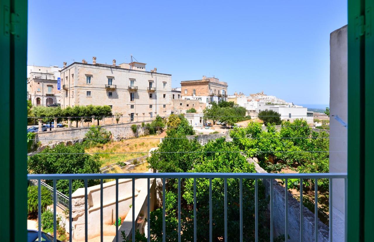 Palazzo Greco - Luxury Apartments With Sea-View 오스투니 외부 사진
